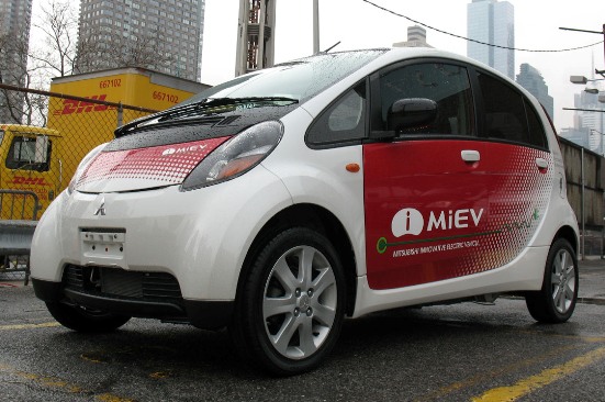  Mitsubishi i-MiEV — Mundoautomotor Ecológico